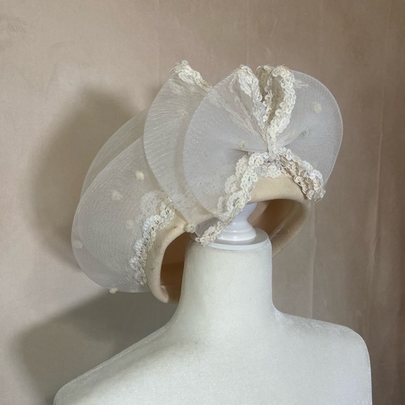 Juan Ell women's vintage cream & white bumper church hat w/ netting and sequins - Picture 2 of 5